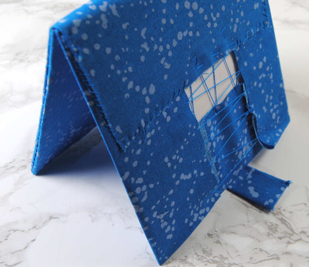 Testing how the flatfold stands up before finishing to determine the length of your fabric strip.