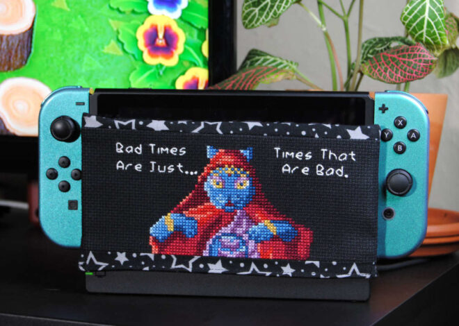 Switch Dock Cover : Cross Stitch Finishing Technique