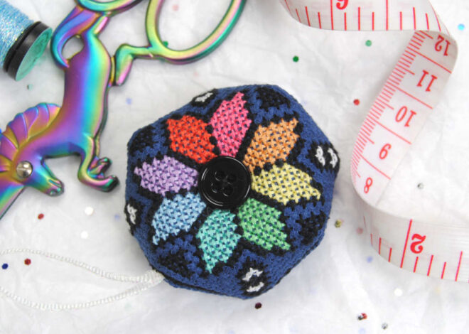 Biscornu Tutorial : Making A Cross Stitch Pin Cushion