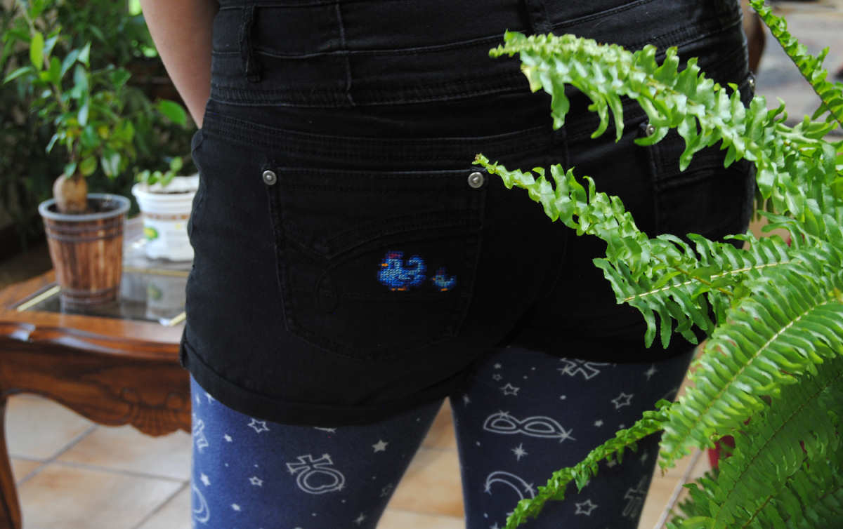 Waste Canvas vs Soluble Canvas : Cross Stitch Your Clothes!