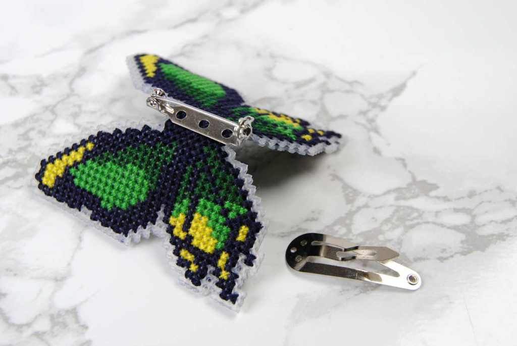 Choose to attach a pin brooch or hairclip to your 3D butterfly.