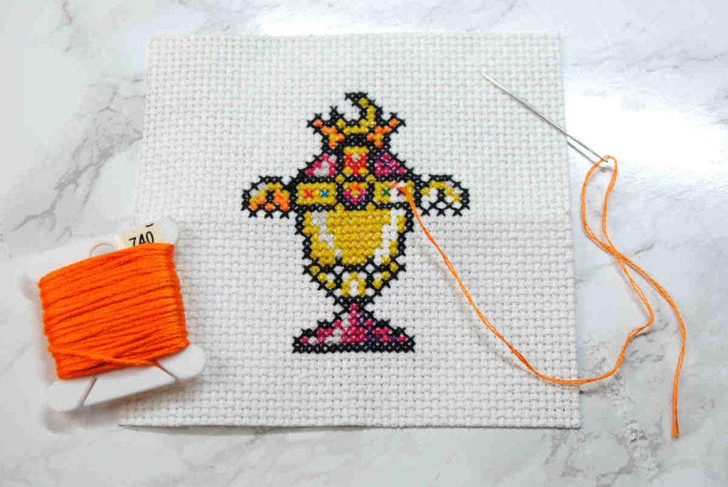 Stitching plain stranded cotton into the design to compare thickness to Mouliné Étoile