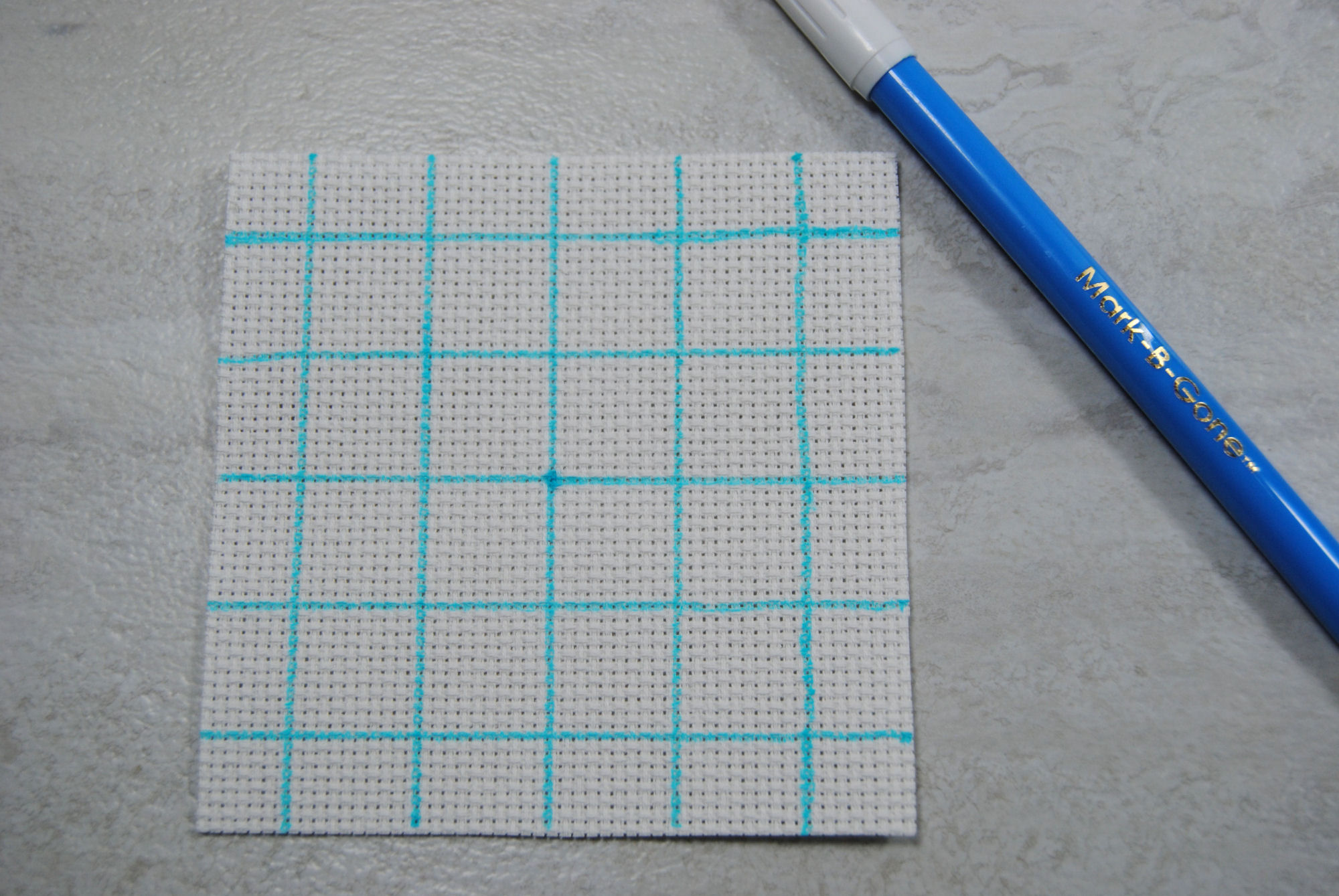 CHAT] How does everyone here grid fabric? : r/CrossStitch